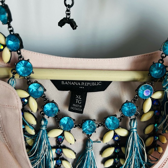 Used light pink blouse. - Picture 2 of 3